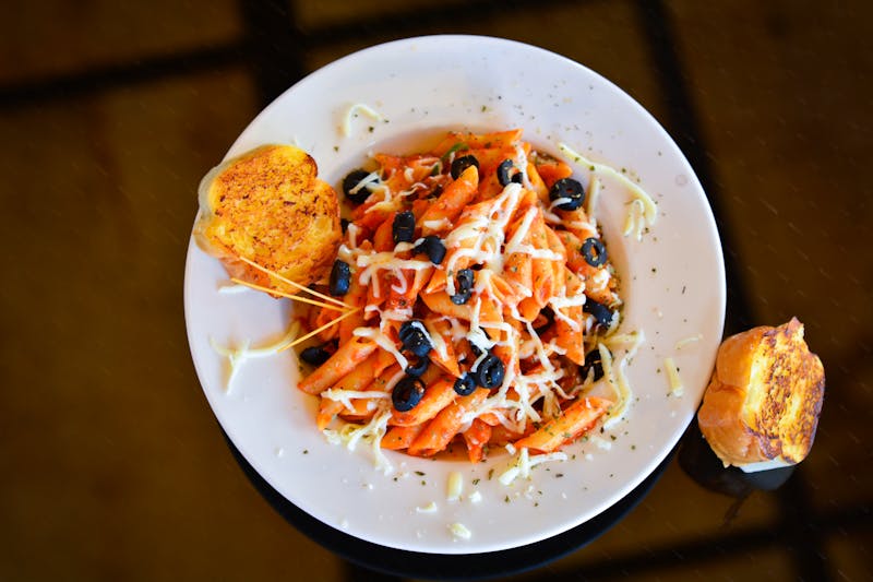 Garlic bread with mozzarella cheese appetizer